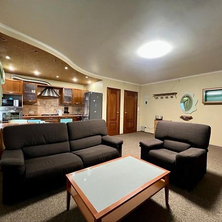 Apartment In The Center Of Kiev Buitenkant foto