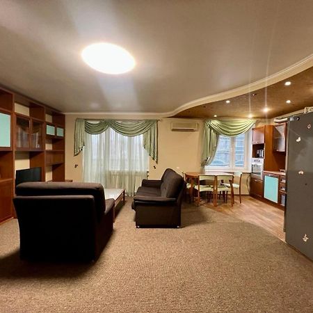 Apartment In The Center Of Kiev Buitenkant foto