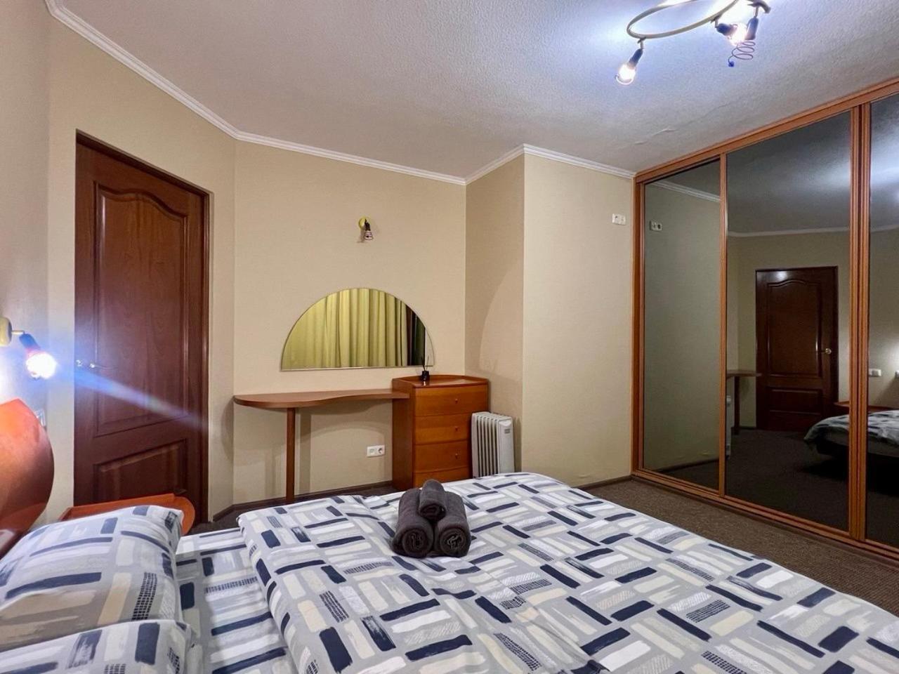 Apartment In The Center Of Kiev Buitenkant foto